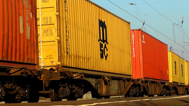 How a Rail Strike Impacts Trucking